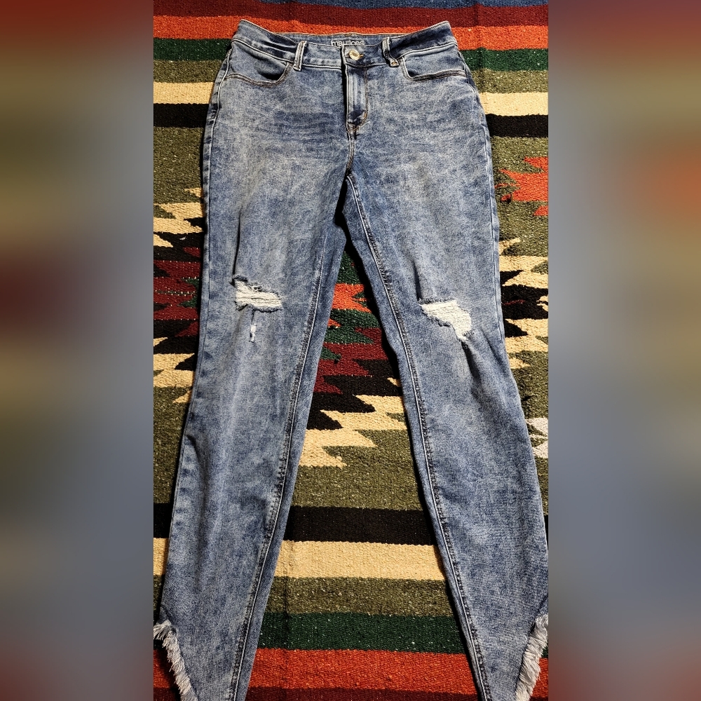 Maurices Medium Ex Long Womens Jean Jeggings Acid Wash Distressed Western